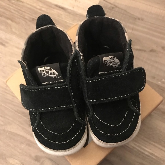 VANS Infant Reef Sharks SK8-HI Crib Shoes - Picture 2 of 8